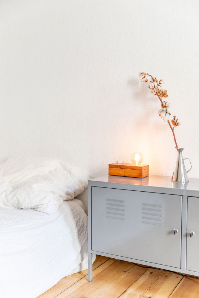 jara_lopez_ballonga-real-estate-photography-berlin-airbnb-bedroom-detail